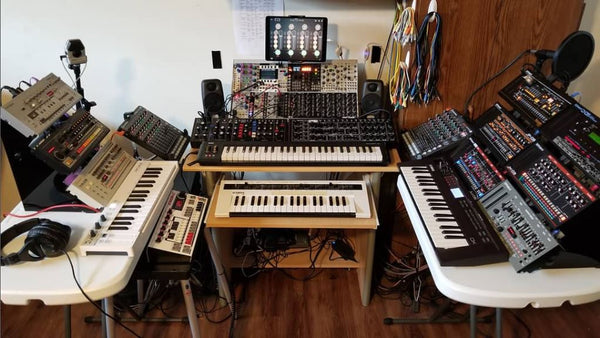 Triple three-tier Roland Boutique stands (KVgear Boo-3)