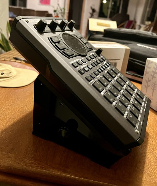 Roland SP-404 Mk II on KVgear Utility M1 single tier desktop synth stand.