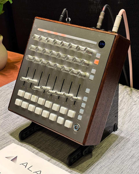 SynthRISE large modular synth stand with ALAN Instruments SpaceDrum installed.