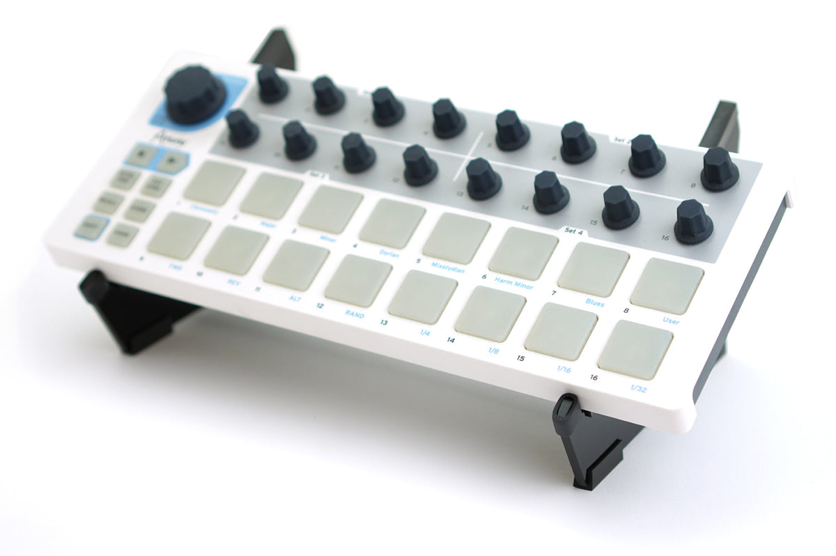 Desktop synth stand, medium, 1 tier, expandable & adjustable – SynthRISE